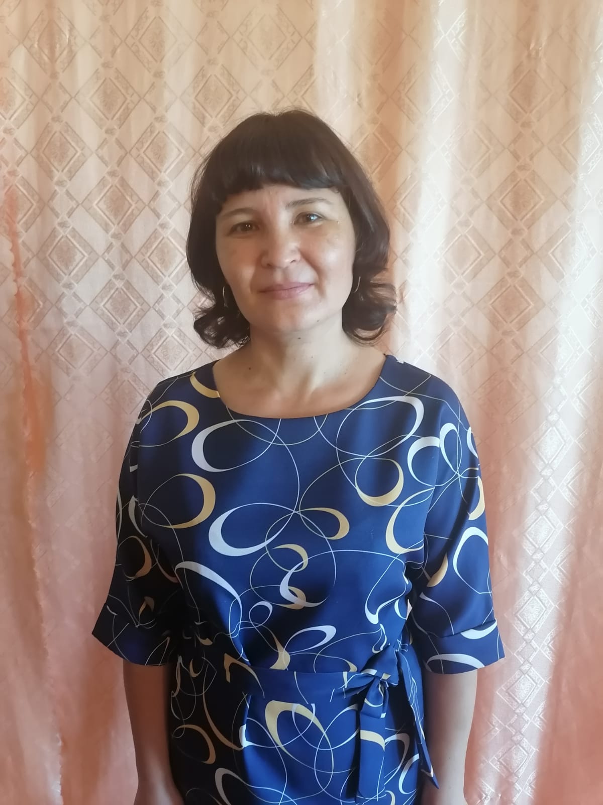 Ежелова Людмила Саленжановна.